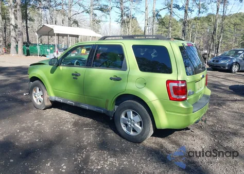 2012 Ford Escape Xlt z USA, uszkodzony, nr VIN 1FMCU0D77CKC60697